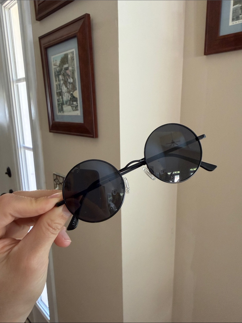 Anthropologie Round Fashion Retro Sunglasses in Black